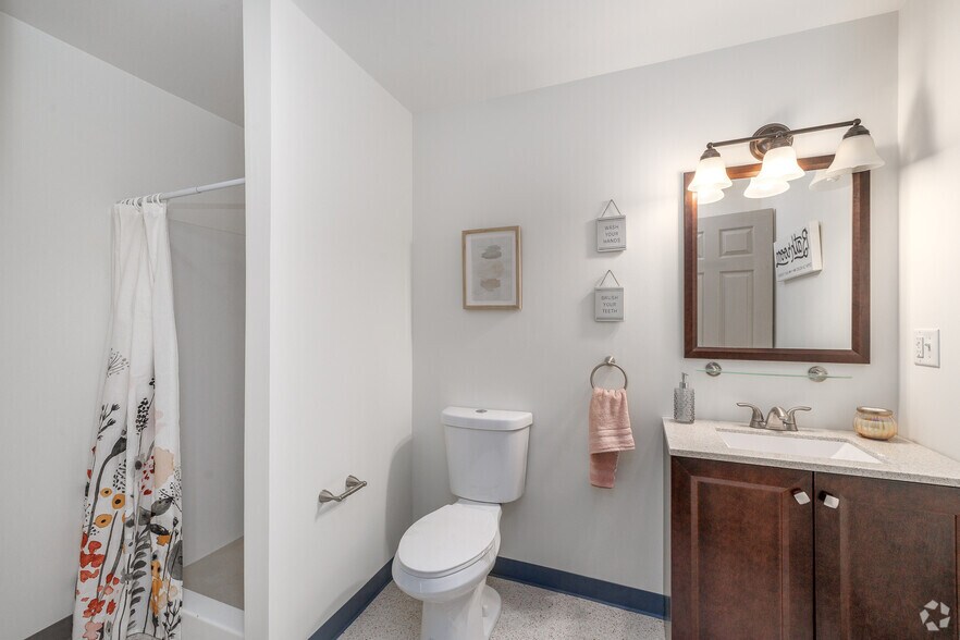 More Photos Of 7-9 Court St, Binghamton Apartments For Lease