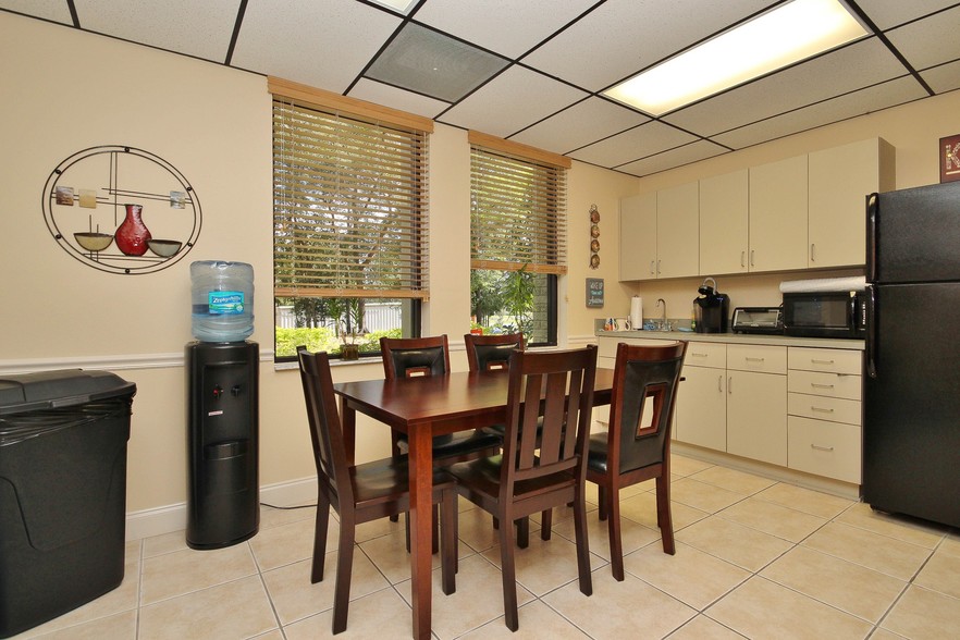 More Photos Of 36739 County Road 52, Dade City Medical For Lease