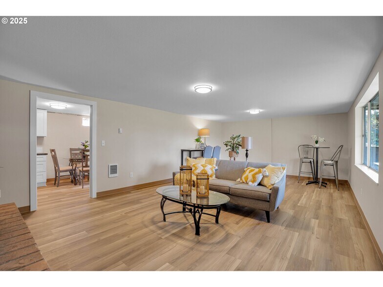 More Photos Of 11745 SW 70th Ave, Tigard Specialty For Sale