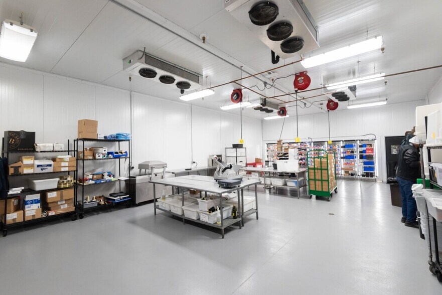 More Photos Of 913-929 Wallace St, Philadelphia Distribution For Lease