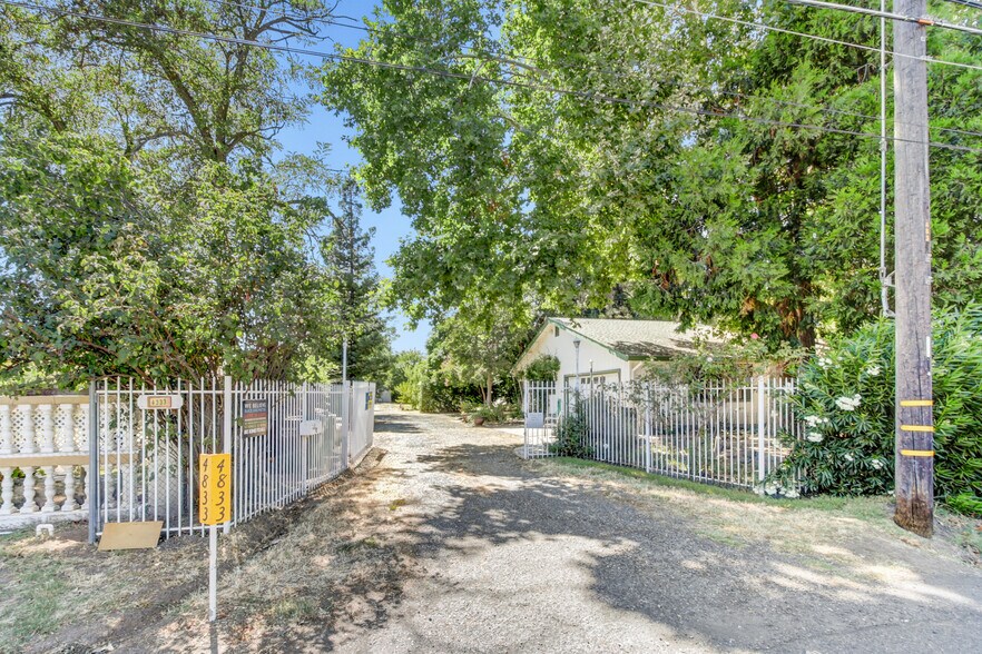 More Photos Of 4833 College Oak Dr, Sacramento Multifamily For Sale