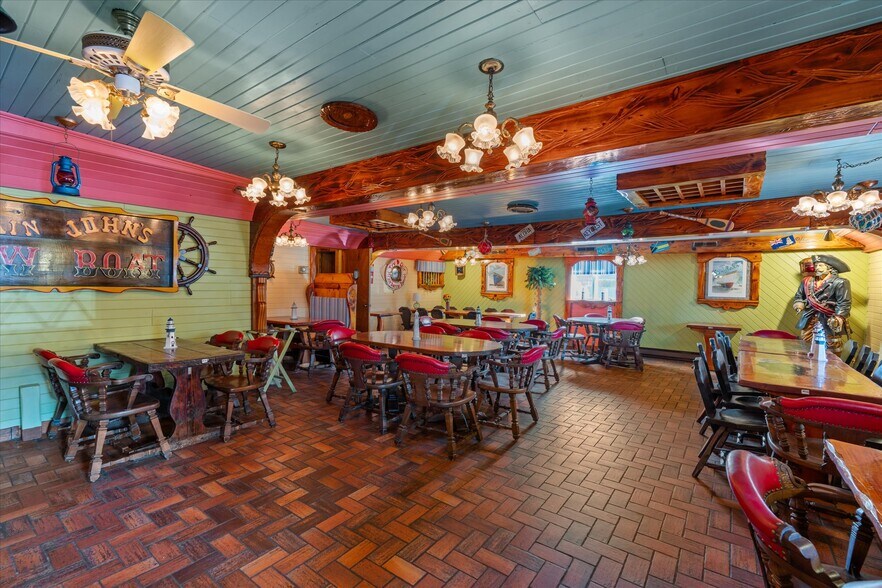 More Photos Of 1424 Main St, Sylvan Beach Restaurant For Sale