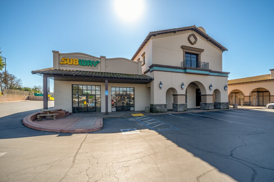 More Photos Of 2040-2300 El Camino Real, Atascadero Unknown For Lease