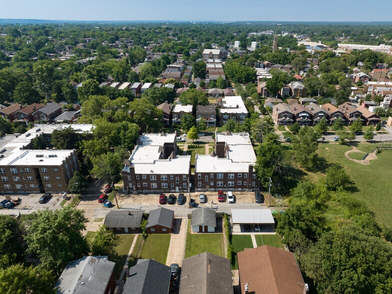 More Photos Of , Saint Louis Multifamily For Sale