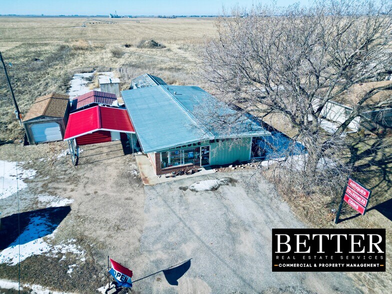 More Photos Of 3120 S Lincoln Ave, York Showroom For Sale