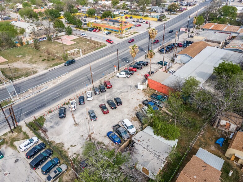 More Photos Of 1334 S General Mcmullen Dr, San Antonio Industrial For Sale