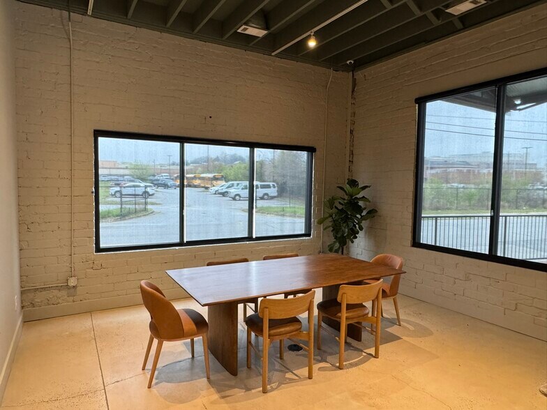 More Photos Of 1080 Third St, Macon-Bibb Coworking Space