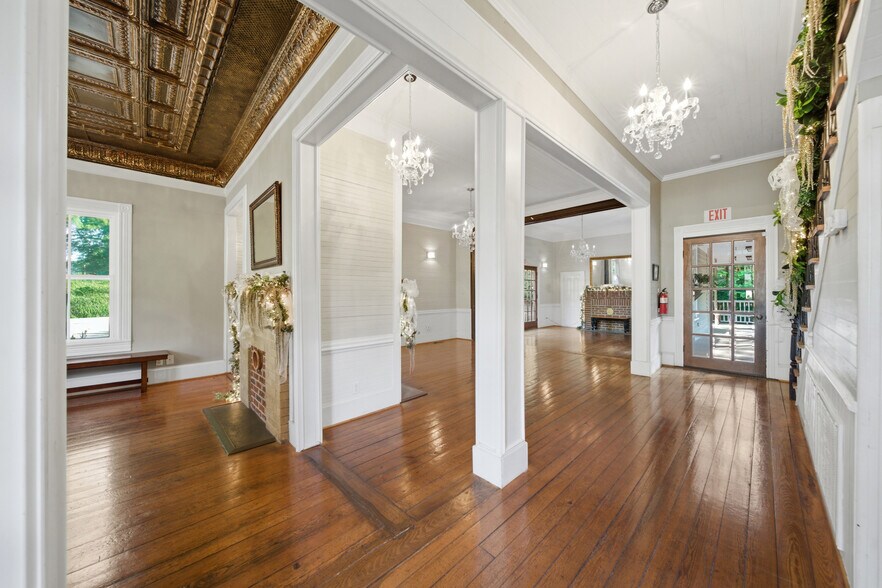 More Photos Of 7302 Woodrow St, Irmo Office Residential For Sale