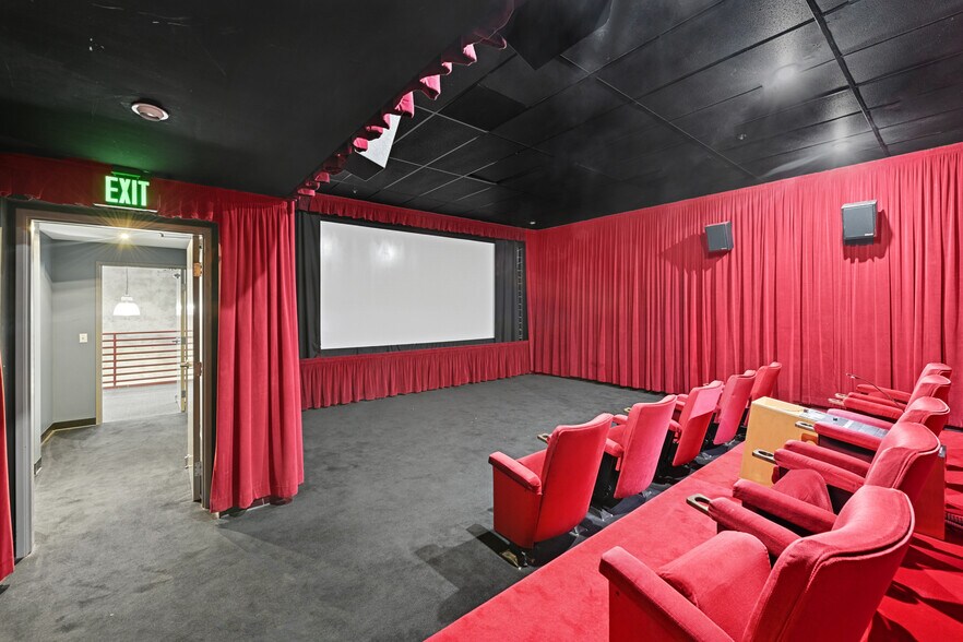 More Photos Of 6735 Selma Ave, Hollywood Loft Creative Space For Sale