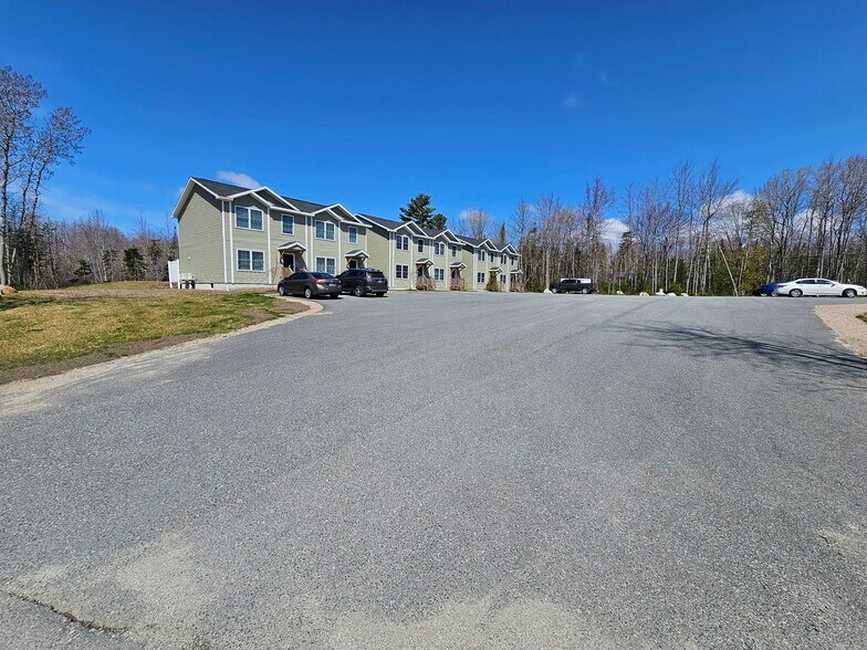 More Photos Of 2 Hunters Way, Trenton Apartments For Sale