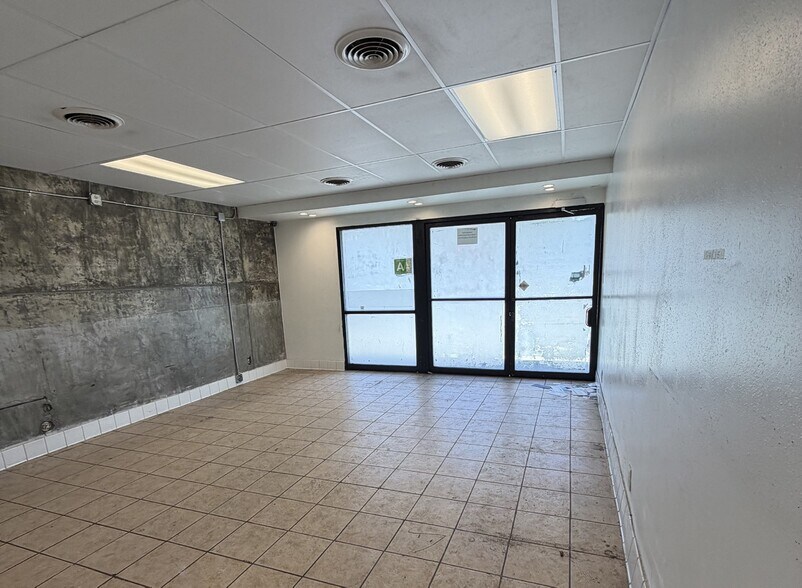 More Photos Of 9301-9311 W Pico Blvd, Los Angeles Unknown For Lease