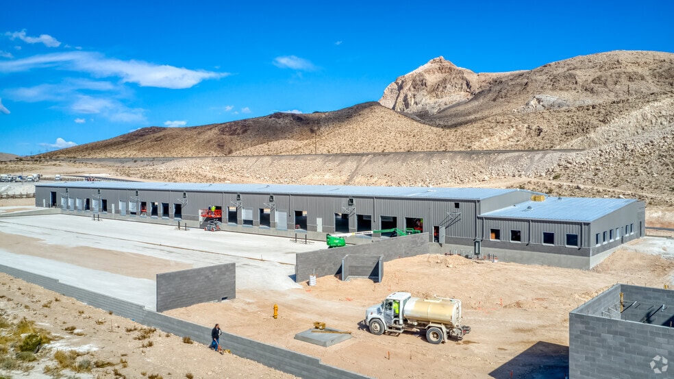 More Photos Of 13850 S Decatur Blvd, Las Vegas Distribution For Lease