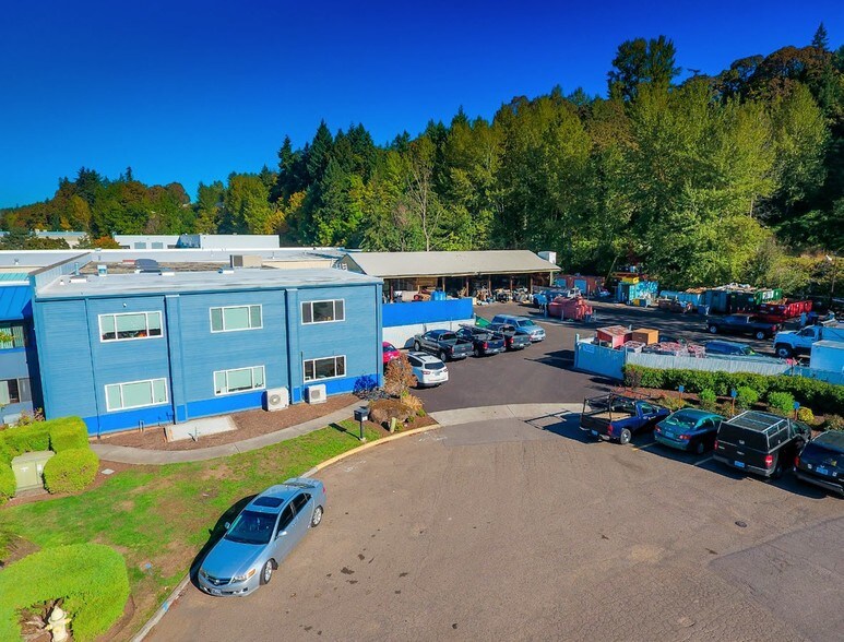 More Photos Of 10123 SE Brittany Ct, Clackamas Warehouse For Sale