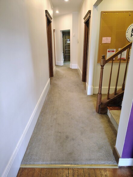 More Photos Of 1337 Virginia St, Charleston Office For Sale