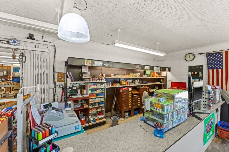 More Photos Of 70932 Highway 60, Wenden General Retail For Sale