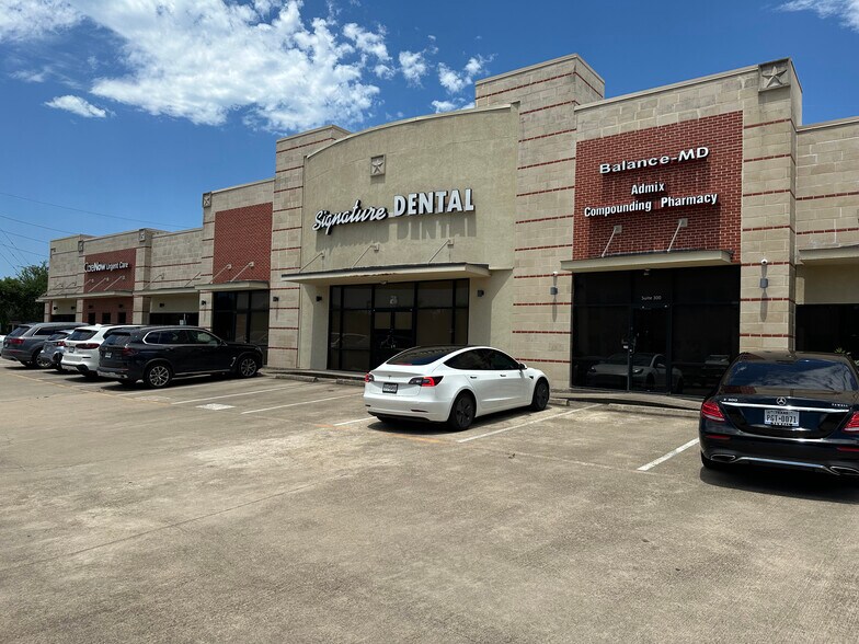 More Photos Of 1403 Highway 6, Sugar Land Medical For Lease