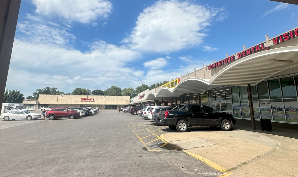 Primary Photo Of 3702 State ave, Kansas City General Retail For Lease