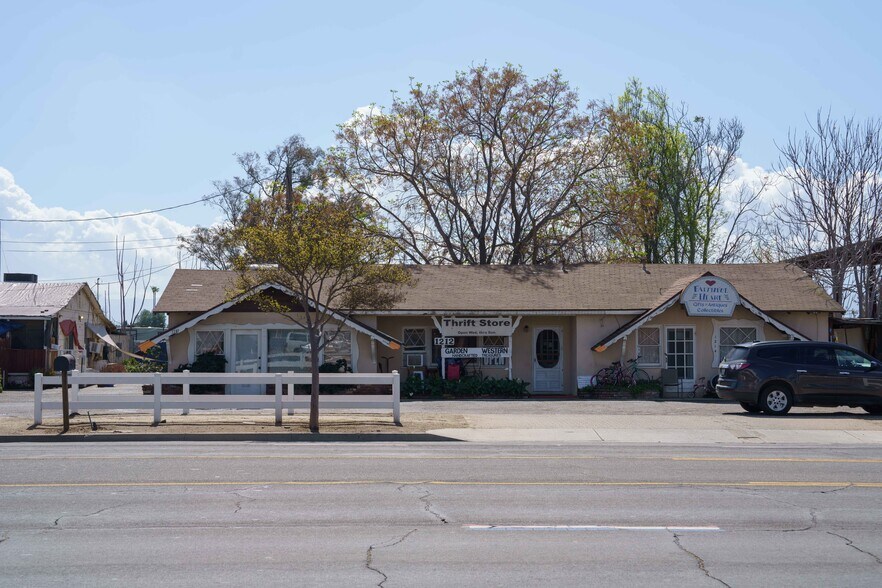 Primary Photo Of 1210-1216 6th St, Norco Freestanding For Sale