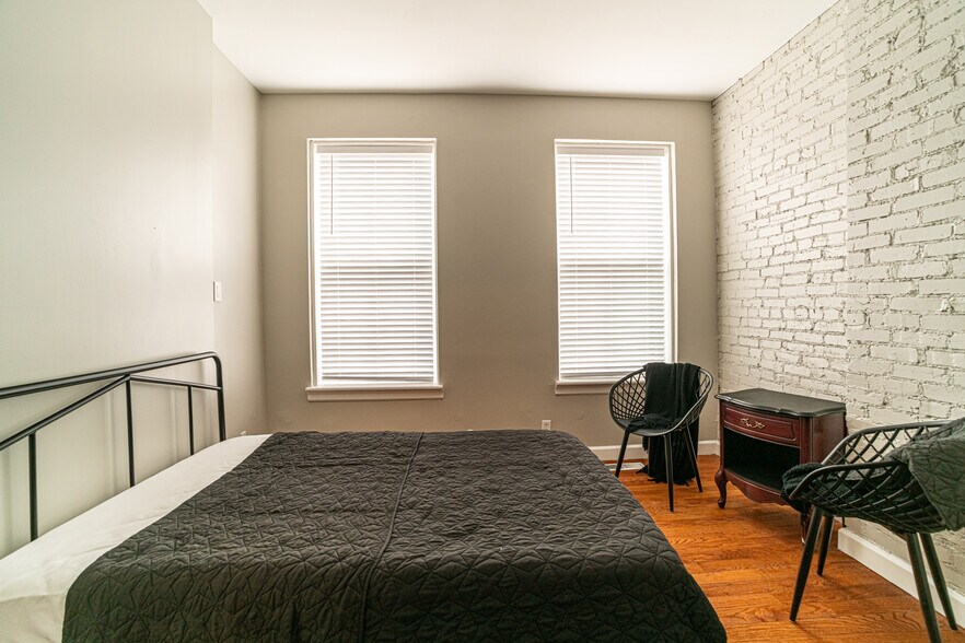 More Photos Of 1701 S 9th St, Saint Louis Multifamily For Sale