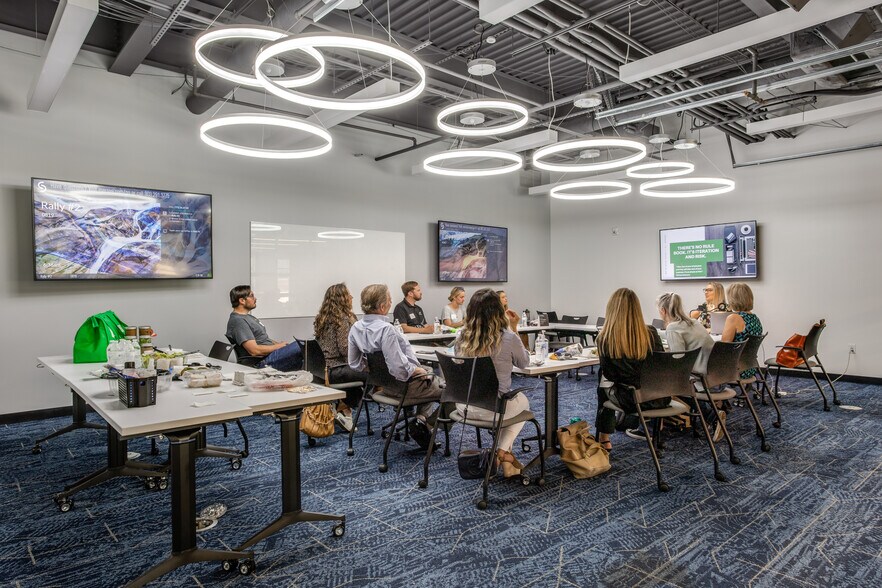 More Photos Of 14425 Falcon Head Blvd, Austin Coworking Space