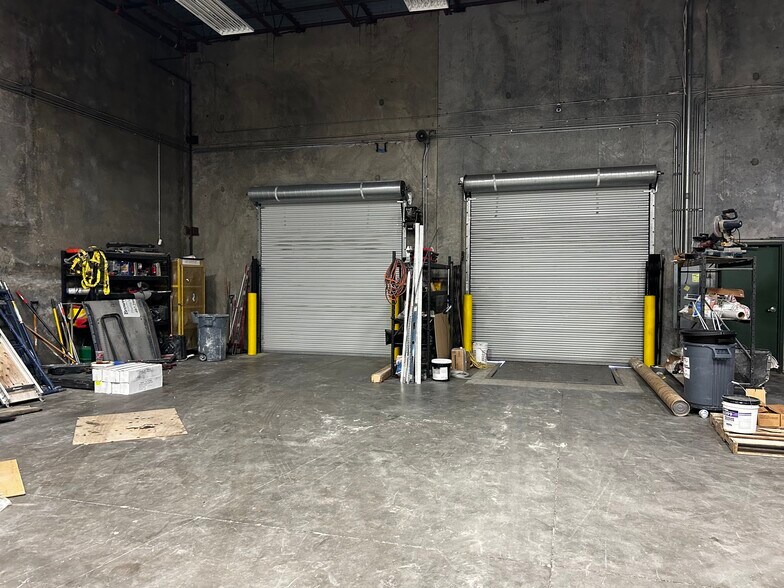 More Photos Of 8249 Parkline Blvd, Orlando Warehouse For Lease