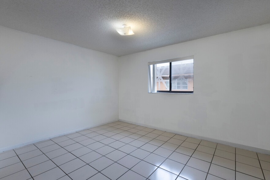 More Photos Of 6305 W 22nd Ct, Hialeah Apartments For Sale