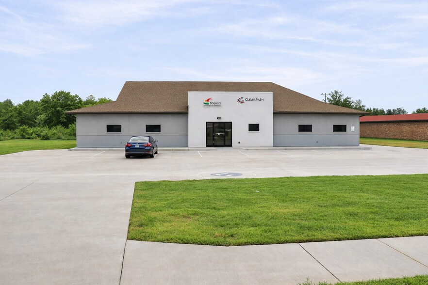 Primary Photo Of 12512 E 21st St, Tulsa Freestanding For Lease