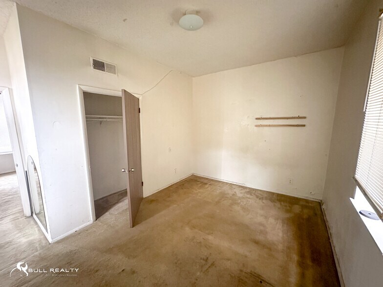 More Photos Of 620 Parkway Dr NE, Atlanta Apartments For Sale