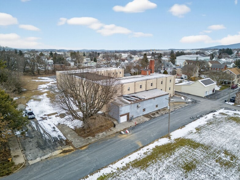More Photos Of 25 Willow st, Richland Warehouse For Sale