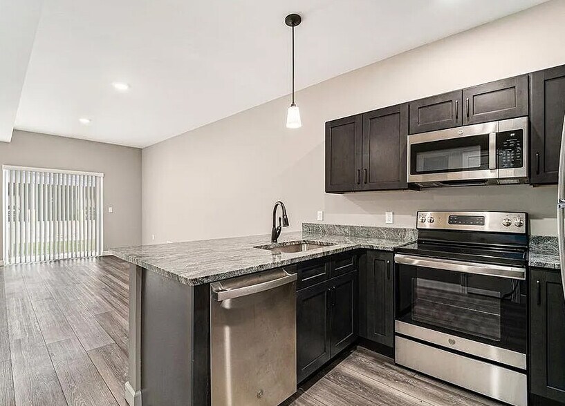 More Photos Of 1241 E Woodward Heights Blvd, Hazel Park Apartments For Sale