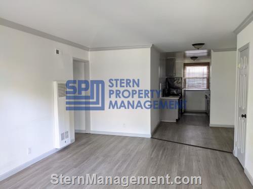 More Photos Of 6127 Romaine St, Los Angeles Apartments For Sale