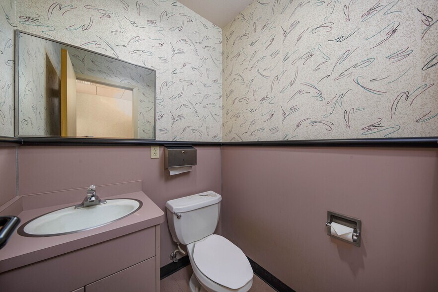 More Photos Of 756 Porter Ave, Stockton Medical For Sale