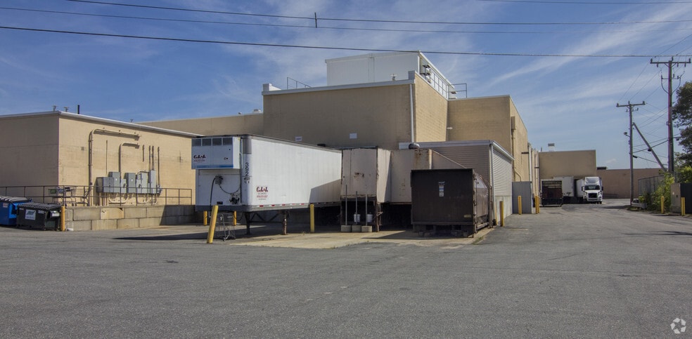 More Photos Of 2885-3017 Cranberry Hwy, East Wareham Unknown For Lease