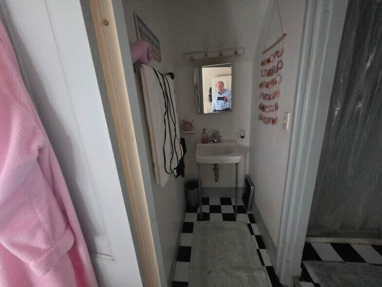 More Photos Of 115 Limerock St, Rockland Apartments For Sale