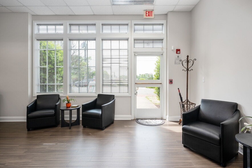 More Photos Of 415-417 Wolfe St, Fredericksburg Medical For Lease