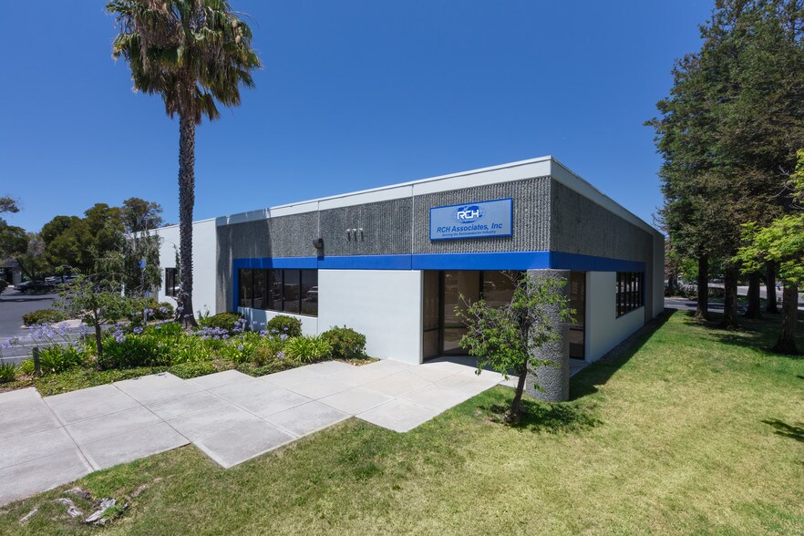 More Photos Of 4115-4119 Business Center Dr, Fremont Research And Development For Sale