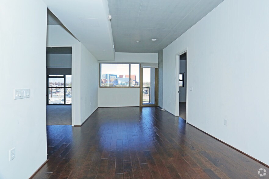 More Photos Of 353 E Bonneville Ave, Las Vegas Apartments For Lease