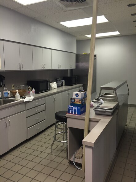 More Photos Of 421 E 34th St SE, Amarillo Industrial For Sale