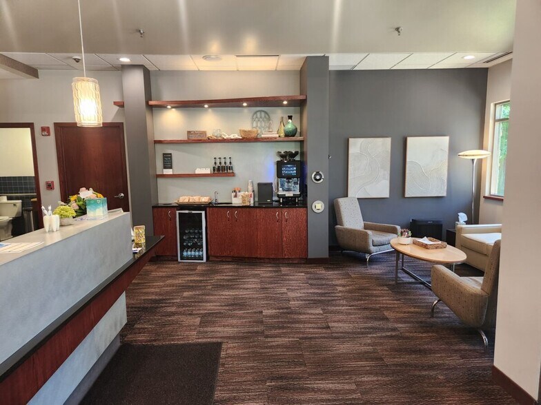 More Photos Of 3340 Sherman Ct, Eagan Medical For Sale