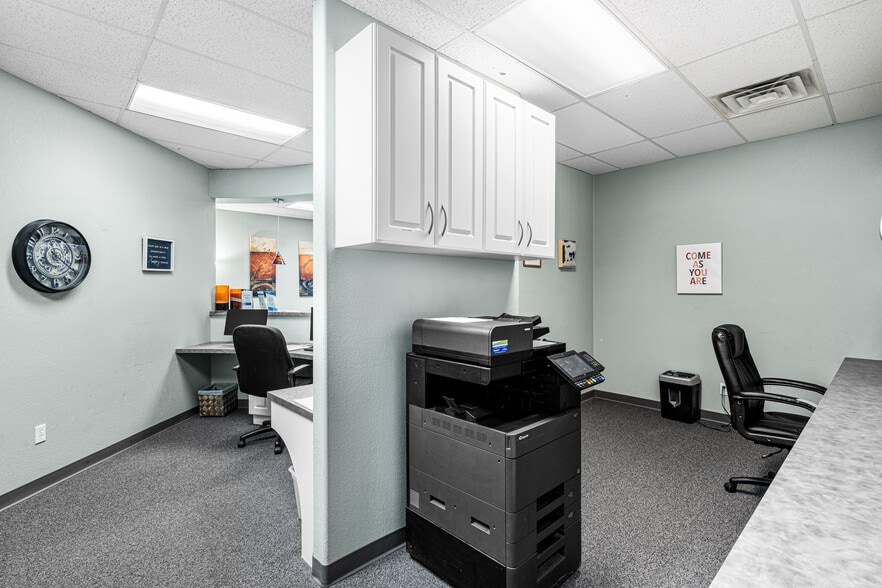 More Photos Of 4 Avis Ave, Pueblo Office For Lease