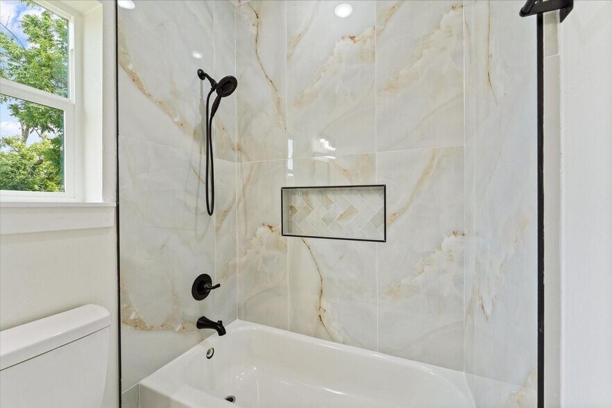 More Photos Of 9119 Henrietta Street #A & B, Houston Multifamily For Sale