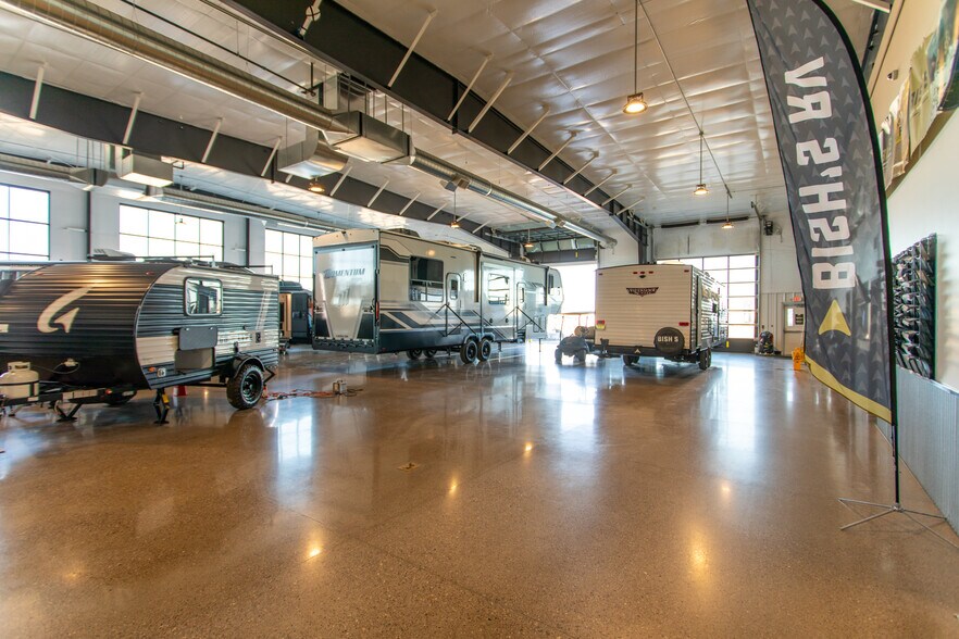 More Photos Of 3928 Tri Hill Frontage Rd, Great Falls Auto Dealership For Sale