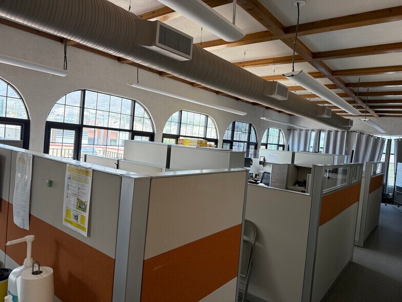 More Photos Of 404 Executive Center Blvd, El Paso Medical For Lease