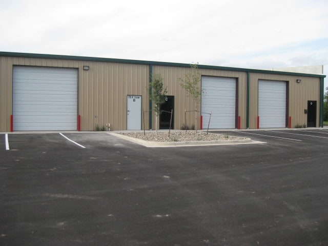 Primary Photo Of 1718 N Closner Blvd, Edinburg Warehouse For Lease