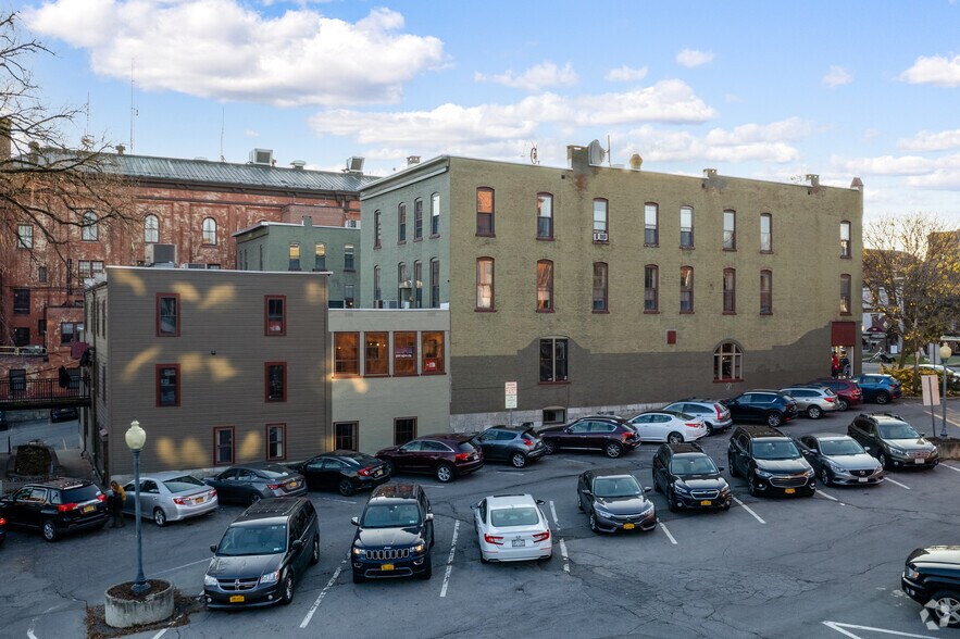 More Photos Of 480-494 Broadway, Saratoga Springs Office Residential For Lease