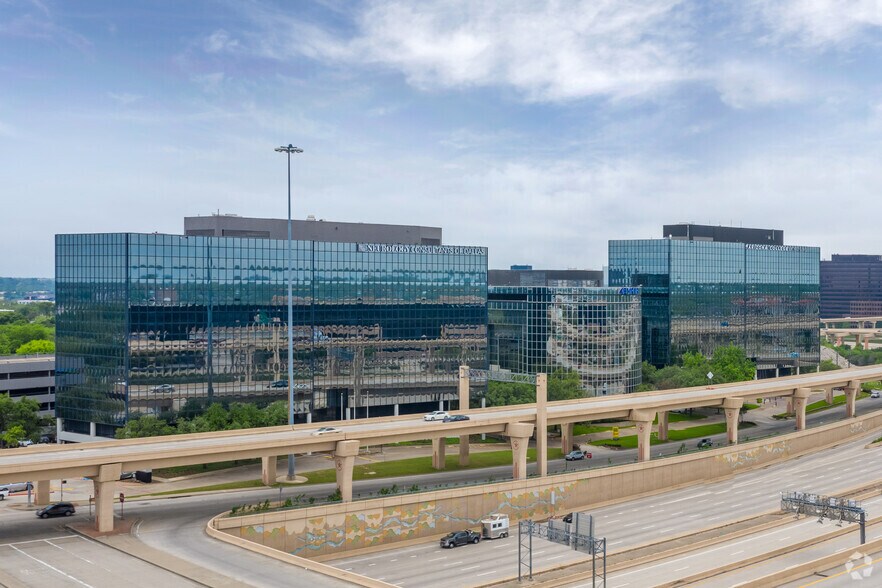 More Photos Of 8360 Lyndon B Johnson Fwy, Dallas Office For Sale