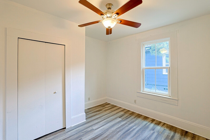 More Photos Of 1525 Larue Ave, Jacksonville Apartments For Sale