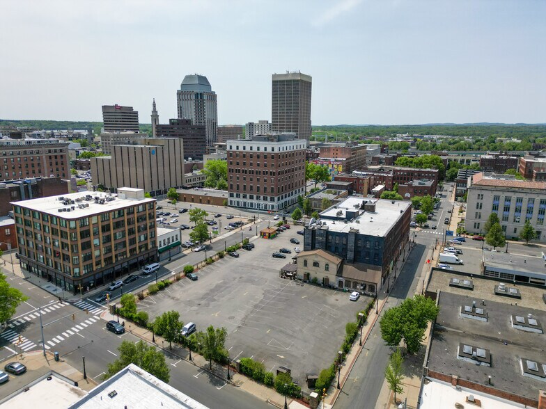 More Photos Of 393-405 Dwight St, Springfield Storefront For Lease