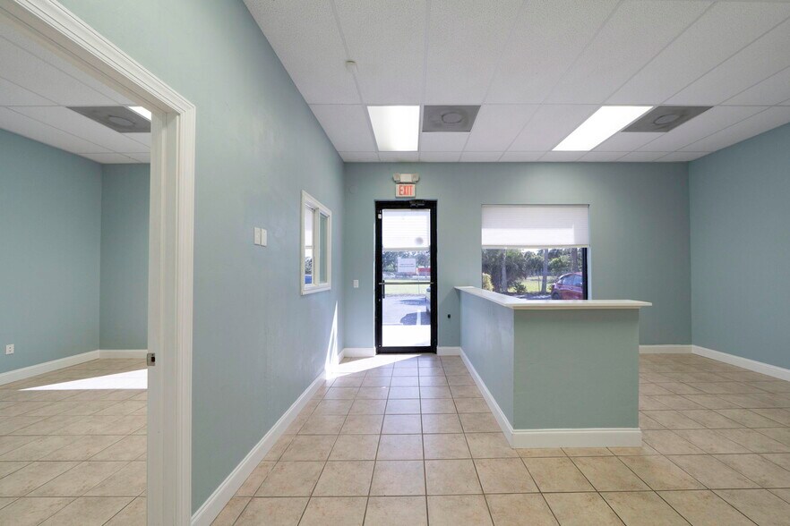More Photos Of 24551 Production Cir, Bonita Springs Showroom For Lease