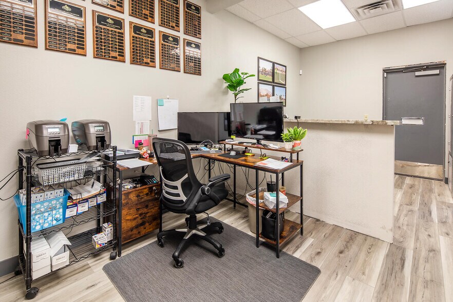 More Photos Of 7860 W Sahara Ave, Las Vegas Medical For Sale